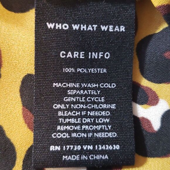 Who What Wear Leopard Print Short Sleeve Draped Neck Top Size Large - Picture 4 of 5